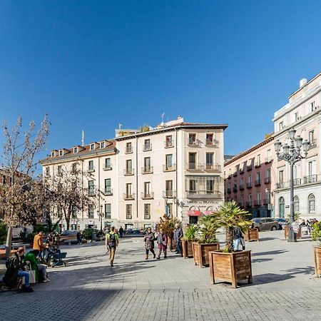 For You Rentals Teatro Real Plaza Apartment Temporal Saint Martin Madrid Tru5 Екстер'єр фото
